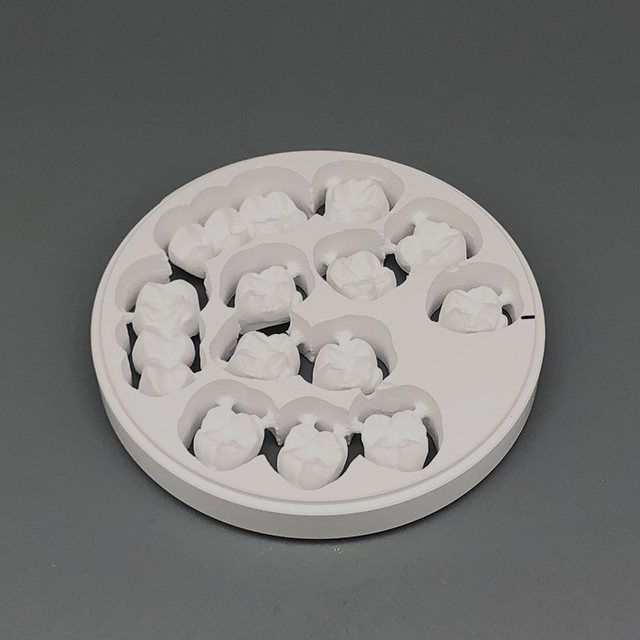 YUCERA 89mm HT Hoge Translucente Cad Cam Tandheelkundige Materialen Fabrikant Tandtechnisch Laboratorium Verbruiksartikelen Zirkoniumoxide Blok Fabrieksprijs