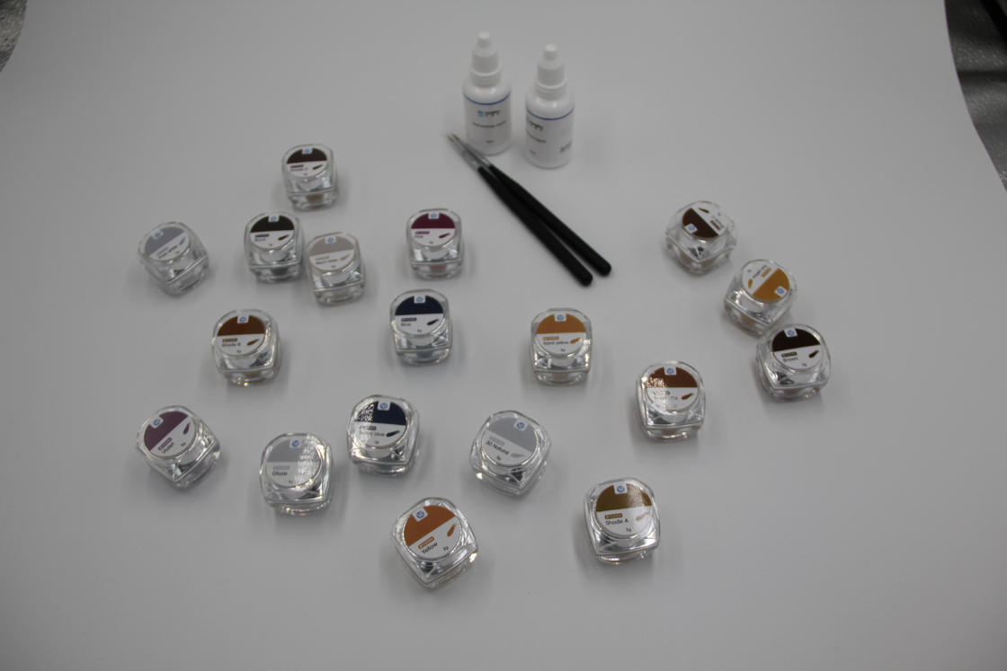 Yucera Dental Lab Essentials 18-kleuren Keramische Zirkoniumoxide Kleur- en Glazuurkit voor Aangepaste Tanden